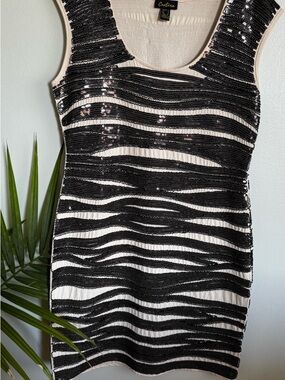 Cartise Black & White Sequin Zebra Mini Dress